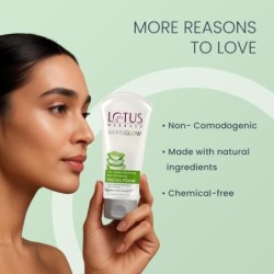 Lotus Herbals Whiteglow 3 in 1 Deep Cleansing Skin Whitening Facial