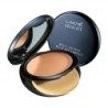 Lakme Absolute White Intense Wet & Dry Compact SPF 25 Uva/uvb