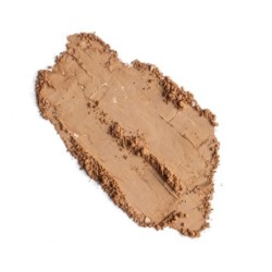 Mamaearth Glow Oil Control Radiant Compact SPF 30 with Vitamin C