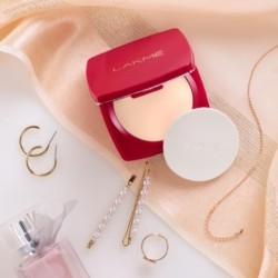 Lakmé Forever Matte Compact, Smooth Finish, for All Skin Lasts