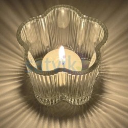 Satvik Flower-Shaped Candleholder for Home Décor
